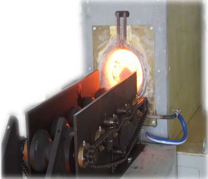 Печь нагревателя заготовок для горячей ковки стальных стержней в промышленности автозапчастей