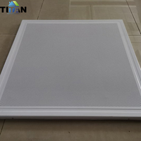 Tuiles de plafond en métal 600X600 Panneaux de faux plafond en aluminium intérieurs de cuisine à Foshan