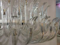 Lustre en verre de Murano artisanal à 3 niveaux, design élégant en forme de lys, éclairage LED pour plafond, idéal pour les restaurants haut de gamme et les mariages