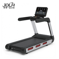 Tapis roulant intelligent commercial avec absorption des chocs en nid d'abeille et bande de course large pour l'entraînement cardio professionnel en salle de sport