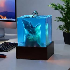 Veilleuse décorative micro-paysage Requin surfeur océanique, artisanat en résine cristalline fait main, cadeau d'anniversaire pour enfants - Product Image 3