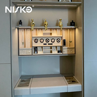 Meuble miroir de coiffeuse vente en gros grande armoire élégante armoire à vêtements suspendus chambre à coucher