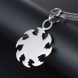 จี้รูปวงล้อเปลวไฟหัวกะโหลกสแตนเลส สร้อยคอของขวัญ SP481 - Product Image 4