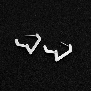Pendientes de Aro Geométricos Plateados de Diseño Simple y Estilo Minimalista 2026, Pendientes Unisex de Acero Inoxidable, Joyería de Moda - Product Image 3