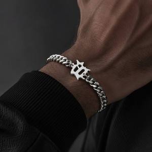 Bracelet Initial Gothique Linfor pour Hommes et Femmes, Chaîne Cubaine Lourde en Acier Inoxydable Argenté, Personnalisable, Style Vieil Anglais Hip Hop - Product Image 1