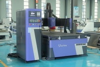 Machine de traitement de portes en bois 1300x2500mm ATC CNC routeur AKM1325C1 pour la fabrication de meubles à bois 3 axes