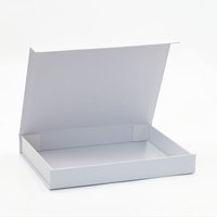 Boîte cadeau personnalisée avec logo en relief en forme de livre rigide coffrets cadeaux avec couvercle à fermeture magnétique boîte d'emballage de vêtement costume homme noir