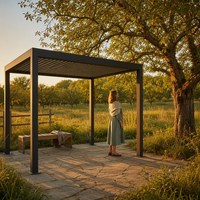 Pergola en aluminium avec toit à lames bioclimatiques, imperméable, moderne, télécommandée, pour l'ombrage des terrasses