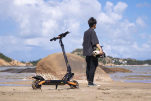 สกู๊ตเตอร์ไฟฟ้า G2 Max Long Range พับได้ น้ำหนักเบา กันน้ำ IP54 โครงอะลูมิเนียม รับน้ำหนักได้ 120 กก. เหมาะสำหรับนักเรียน มหาวิทยาลัย และในเมือง - Product Image 2