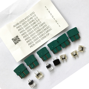 A04B-0103-K201 Nouveau connecteur de prise pour petites pièces FANUC d'origine - Product Image 3