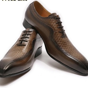 Chaussures Richelieu de luxe pour hommes en cuir véritable, plates, noires et marron, à bout pointu, à lacets, pour le bureau, les affaires et les mariages - Product Image 2