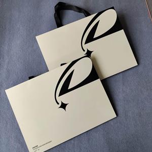 Bolsas de Papel Impresas Personalizadas de Moda, Bolsas de Compras con Logotipo Personalizado para Ropa, Bolsas de Regalo para Boutique y Supermercado - Product Image 6