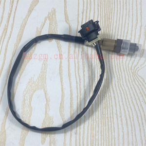 Capteur d'oxygène O2 arrière OEM : 55562205 pour Chevrolet Aveo Cruze Trax Vauxhall Orlando Sonic Opel Astra Corsa Insignia de haute qualité - Product Image 3