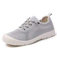 Chaussures de marche plates souples et flexibles pour femmes à pied large, absorbant les chocs, pour l'extérieur, les voyages, confortables et décontractées pour mamans