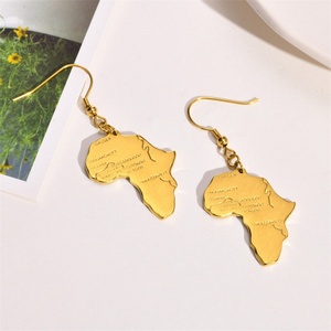 Pendientes de Acero Inoxidable con Mapa de África Chapados en Oro, Joyería Sencilla y Moderna para Mujer - Product Image 3