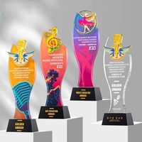 Nouveau Design Crystal Trophy Cup Award Dancing Music and Microphone Trophy Parts Decor Couleurs personnalisées Crystal Trophy Awards