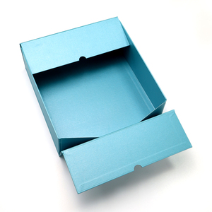 Caja de Regalo Premium con Cierre Magnético, Forro de Esponja con Relieve, Laminación Brillante - Empaque Rígido de Lujo Personalizado para Marcos de Fotos - Product Image 3