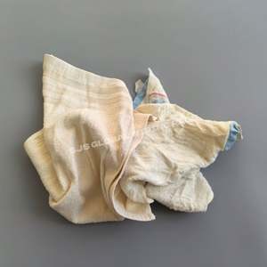 Trapos de Toalla de Algodón Puro Reciclado de Colores, Excelente Absorción para Limpieza y Mantenimiento de Equipos Industriales y de Taller - Product Image 1