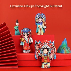 Imán de nevera con máscara de madera de la Ópera de Pekín, diseño chino de estilo chinoiserie, regalo festivo, logotipo Q-Version Mu Guiying 6x12cm - Product Image 2