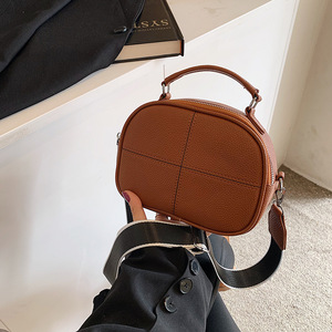 2024 nuevo bolso cuadrado pequeño axila con correa ancha bolso de hombro para mujer - Product Image 2