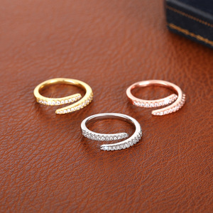 Anello Aperto Regolabile con Zirconi per Donne, Elegante Gioiello da Dito per Uso Quotidiano - Product Image 3