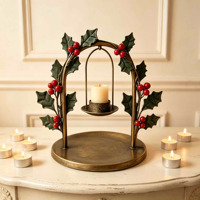 Porte-bougie en métal de Noël avec motif arche de baies de houx, support de bougie suspendu vintage pour la décoration de table de Noël à la maison