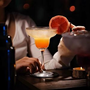 Copa de cóctel creativa de diseño moderno para ocasiones de fiesta alta y ligeramente Tipsy para vino <span class=keywords><strong>dulce</strong></span> Martini y Margarita - Product Image 3
