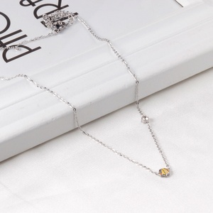 Collar de Acero Inoxidable con Baño de Oro de 18k PVD y Cadena de Cuentas para Mujer - Product Image 4