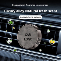 Diffuseur d'air pour voiture en cuir de qualité supérieure, personnalisé avec logo, parfum de luxe pour véhicule, longue durée, diffuseurs d'air automobiles en gros