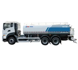 Gebrauchter Wassertank-Lkw aus Edelstahl vom Hersteller Dieselmotor und Pump-Sprinkler-Lkw für Transport und Sprühen