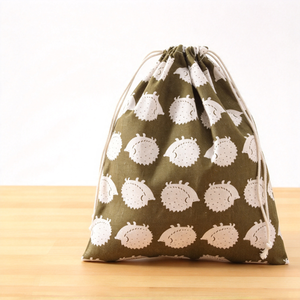 Sac de rangement à cordon en coton et lin imprimé motif baleine et arbre, design Japandi, gain de place pour la garde-robe de voyage - Product Image 6