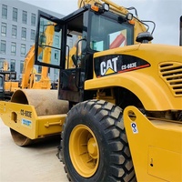 Machines de construction Compacteur de sol pour chat d'occasion CAT CS683E CS56B de haute qualité avec prix préférentiel en vente à Shanghai