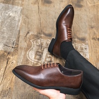 Chaussures Derby décontractées pour hommes à bout pointu, à lacets, coupe basse, style britannique, avec détails sculptés et surpiqûres printanières