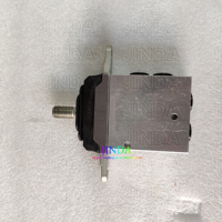 7021601230 702-16-01230 Valve de commande pilote pour excavatrice PC200-8 et bulldozer D65 D85 Komatsu