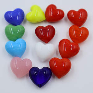 Красочная статуэтка в виде сердца - Product Image 1