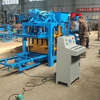 Machine automatique hydraulique QT4-30 pour la fabrication de blocs creux en béton, machine à fabriquer des briques pour la construction de maisons en Afrique