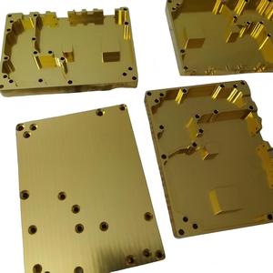 Boîtier RF <span class=keywords><strong>micro</strong></span>-<span class=keywords><strong>ondes</strong></span> en aluminium plaqué or usiné CNC de précision pour composants électroniques, OEM et vente en gros - Product Image 1
