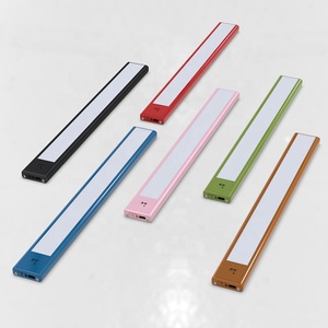 Sensore di movimento a stampo privato 5V DC sotto l'<span class=keywords><strong>armadio</strong></span> <span class=keywords><strong>Led</strong></span> magnetico bianco chiaro per vetrina <span class=keywords><strong>armadio</strong></span> cassetto <span class=keywords><strong>armadio</strong></span> camera da letto - Product Image 3