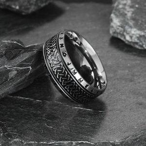 Anello in Acciaio Inossidabile con Nodo Celtico e Lettera Vichinga Vintage per Uomo, Colori di Tendenza per Matrimoni o Regali - Product Image 4