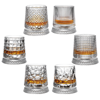 Verres à whisky en verre à motifs gaufrés variés JH 2026 pour bar et fête, personnalisables avec logo, base épaisse, en cristal