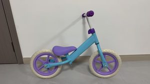 Vélo d'équilibre pour enfants avec cadre en alliage de magnésium et siège à haute élasticité - Product Image 5