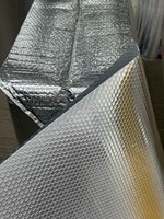 Barrière radiante antibactérienne sans fibres en feuille d'aluminium à bulles, isolation réfléchissante en feuille d'aluminium à bulles pour l'isolation des bâtiments