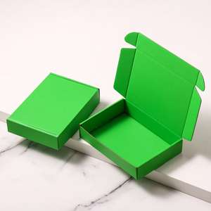 Petites boîtes en carton ondulé recyclé avec gaufrage et personnalisation pour l'expédition et l'emballage de la documentation et des enveloppes - Product Image 4