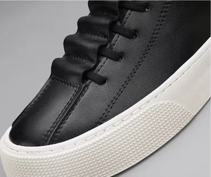 El último diseño de zapatillas de deporte blancas de caña alta, zapatillas deportivas modernas y duraderas para caminar y correr para hombre - Product Image 5