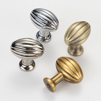 Bouton de meuble ovale cannelé vintage en alliage de zinc, à trou unique, multi-finitions, pour porte d'armoire et tiroir