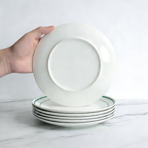 Assiettes plates à bord vert en gros, services de table en porcelaine fine blanche et verte pour événements de mariage - Product Image 4