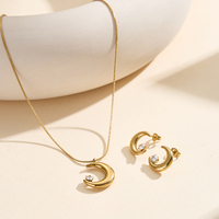 Collier personnalisé en forme de croissant de lune gravé, en acier inoxydable 304, pendentif lune gravé avec chaîne serpent en zircon, bijoux personnalisés