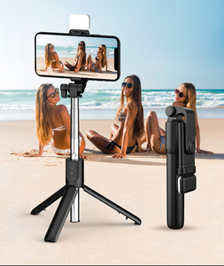 Palo <span class=keywords><strong>Selfie</strong></span> para Teléfono Móvil con Luz de Belleza, Control Remoto, Ajustable, Plegable, Multifuncional, Trípode de Escritorio para Transmisiones en Vivo - Product Image 2