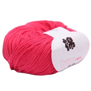 2021 high quality Hand-woven pure cotton yarn crocheted thread anti-pilling baby wool sewing and knitting yarn