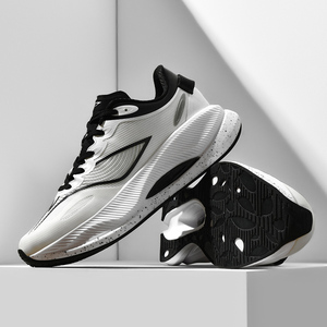 <strong>2026</strong> New Hot Selling Factory Breathable Leisure Latest Lightweight Sneakers Running Durable Men Women Running Casual Sport <strong>Shoes</strong> - Product Image 5